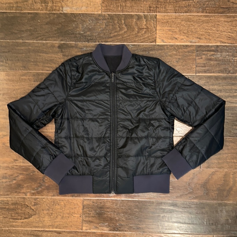 Women’s lululemon non stop bomber jacket, black reversible, size 4